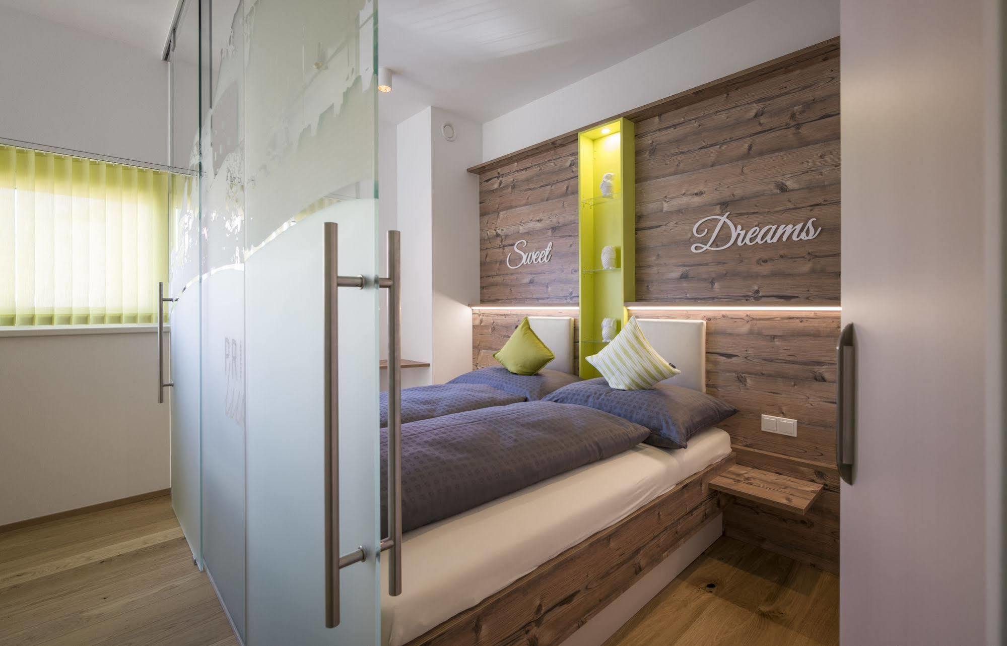 Private Living Apartments Kufstein Bagian luar foto